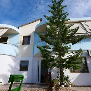  Apartment Kiri S.apartaments Albanien
